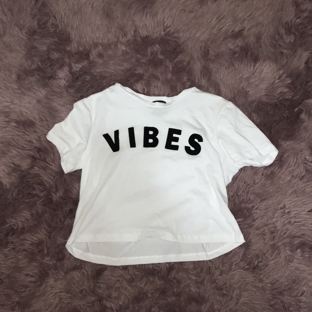 White vibes crop top